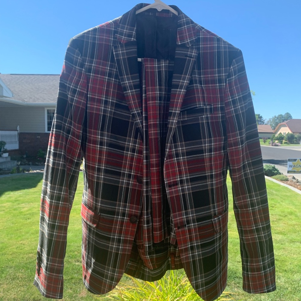 Boohoo MAN plaid suit